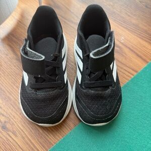 adidas Toddler Black and White Hook-and-Loop Sneakers